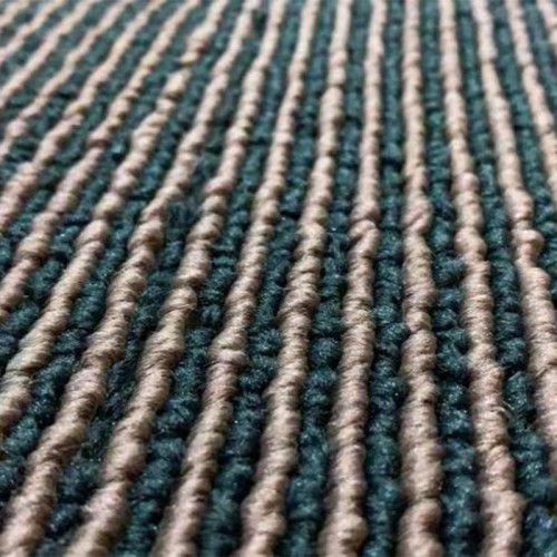 ماكينة نسج السجاد تافت (سجاد مستوي الوبر)